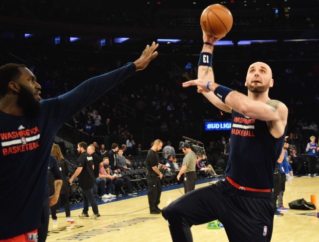 (Photo Credit: Barry Holmes) Gortat (12 PTS, 12 REB) played solid for Washington.